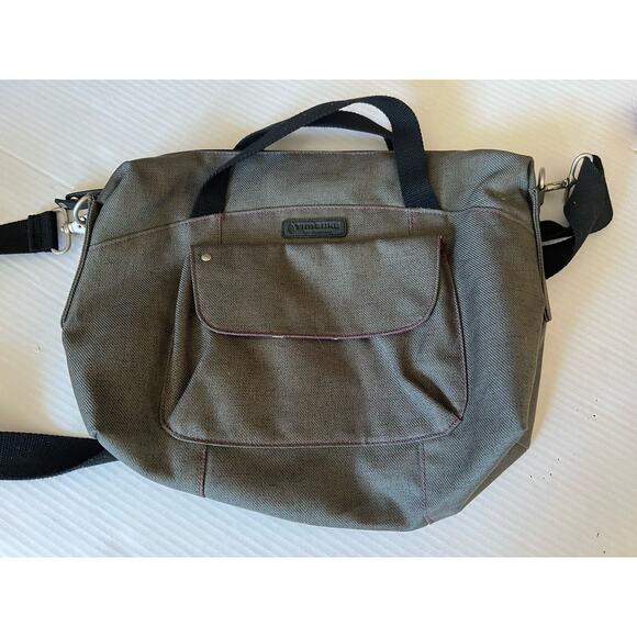Timbuk2 Iris Gym Duffel Bag Carry On Luggage Travel Classic Logo Gray/Purple EUC - Picture 1 of 3